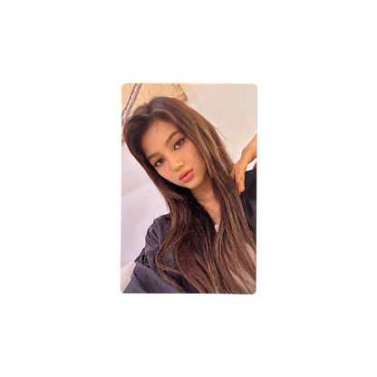 NewJeans "Get Up" POP-UP photocards