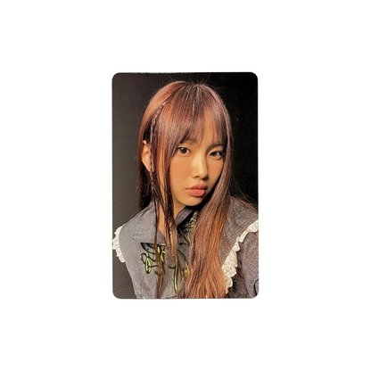 NewJeans - OMG album Photocard