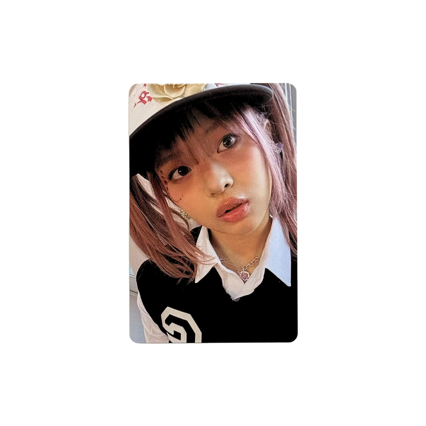 NewJeans - OMG album Photocard