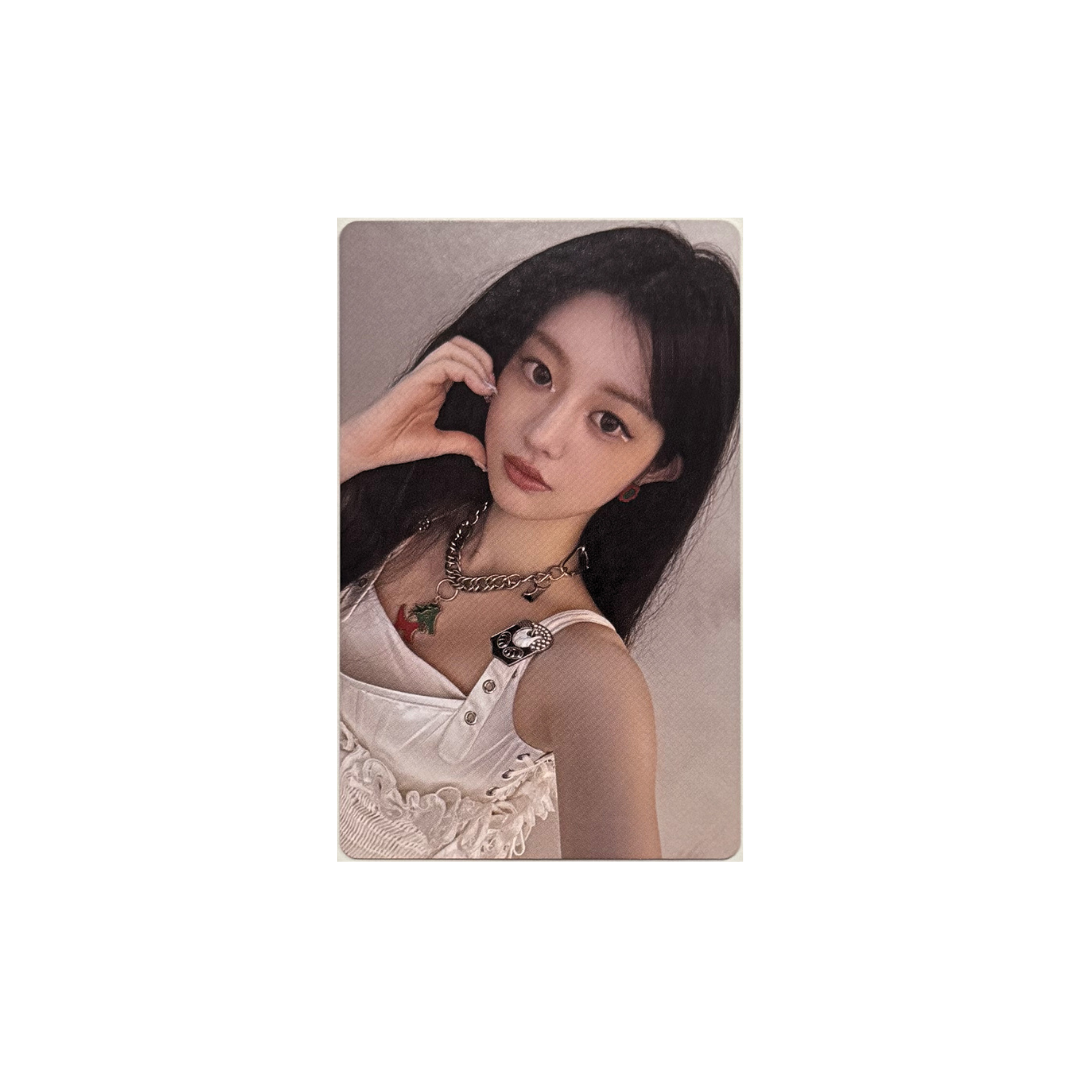 ILLIT "SUPER REAL ME" - Official Photocard