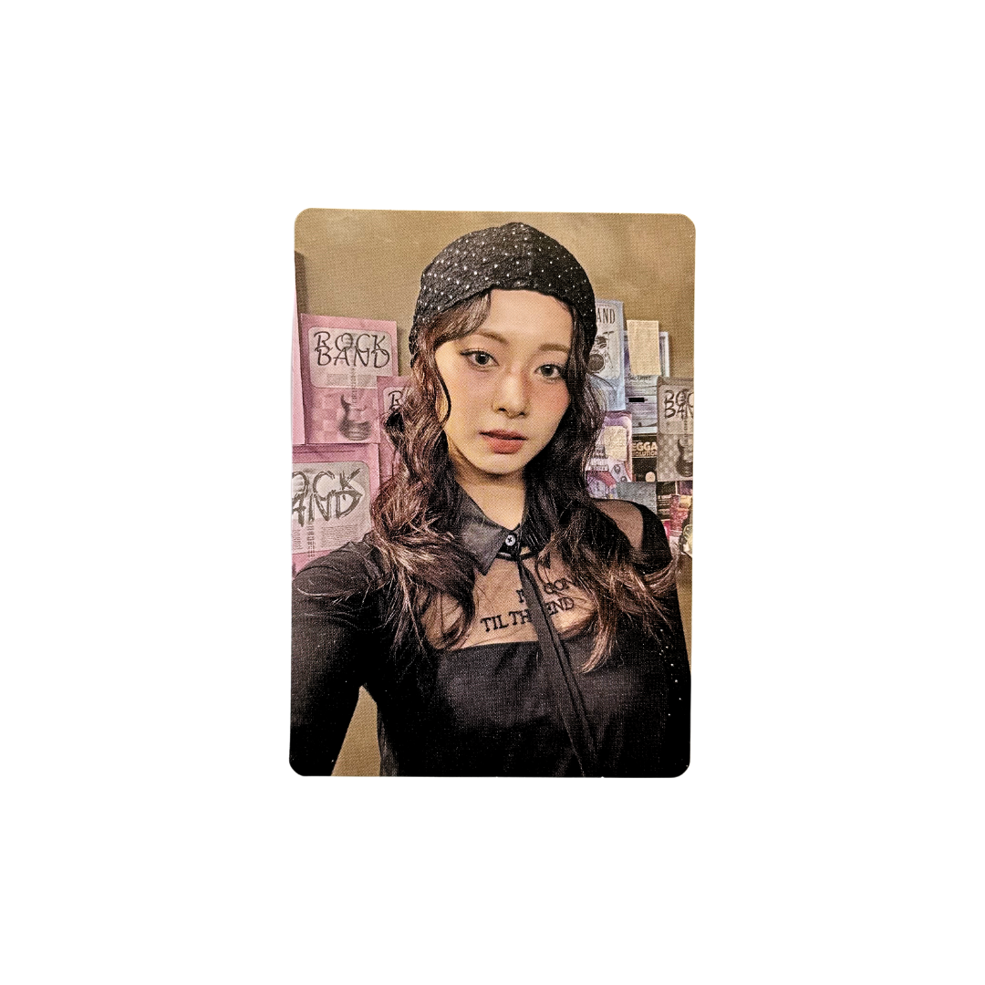 Twice - THIS IS FOR World Tour Venue Photocard