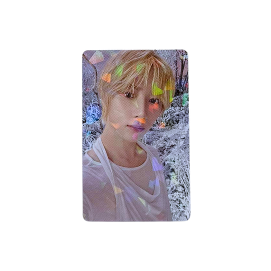 TOMORROW X TOGETHER - Weverse Japan Holo POB Photocard